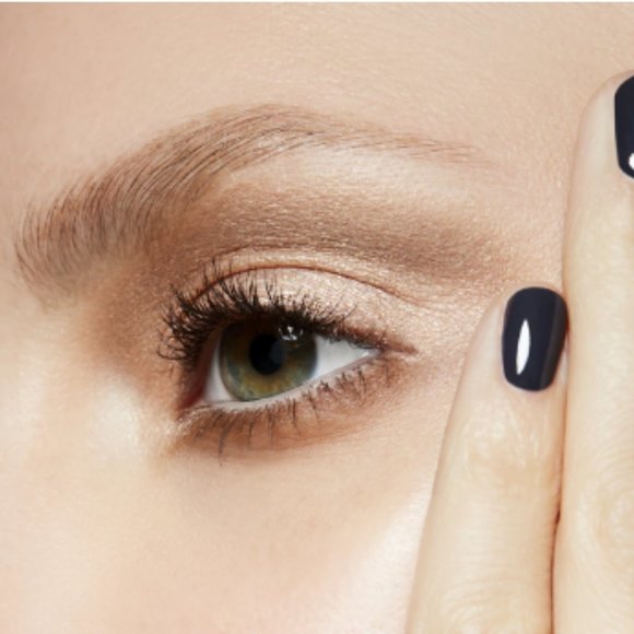 MAC Dazzleshadow - Oh So Glitzy - Picture 4 of 7